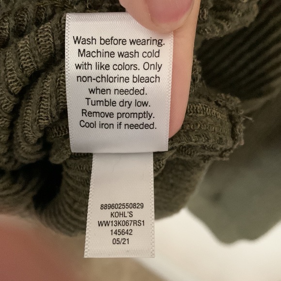 ❤️CUTE NINE WEST TOP❤️ - Picture 7 of 8